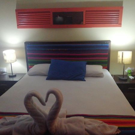 Antiguo Cuscatlán Hotel Antiguo מראה חיצוני תמונה