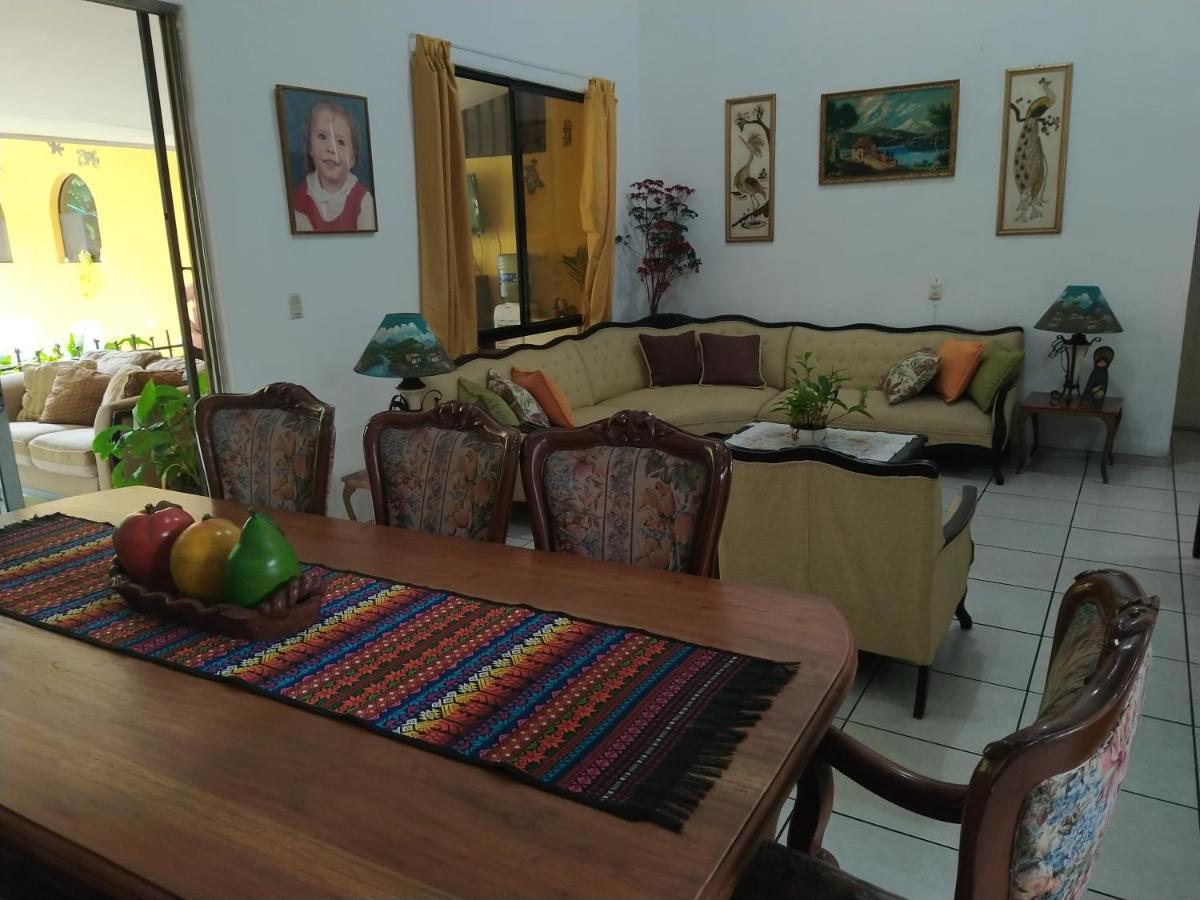 Antiguo Cuscatlán Hotel Antiguo מראה חיצוני תמונה