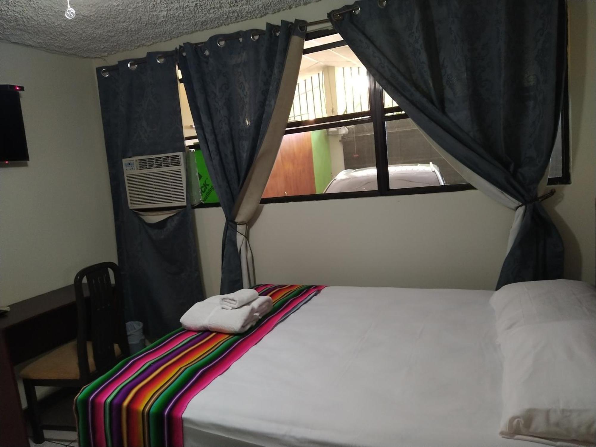 Antiguo Cuscatlán Hotel Antiguo חדר תמונה