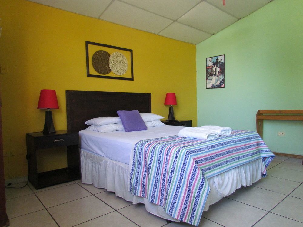 Antiguo Cuscatlán Hotel Antiguo מראה חיצוני תמונה