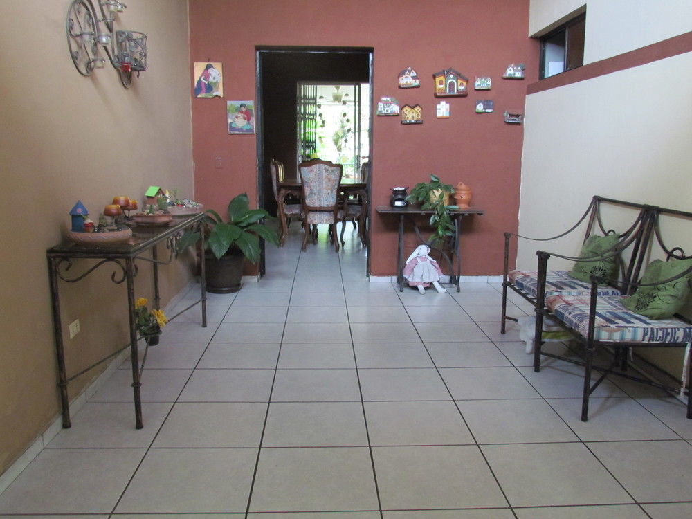 Antiguo Cuscatlán Hotel Antiguo מראה חיצוני תמונה