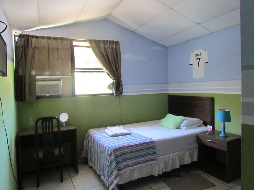 Antiguo Cuscatlán Hotel Antiguo מראה חיצוני תמונה